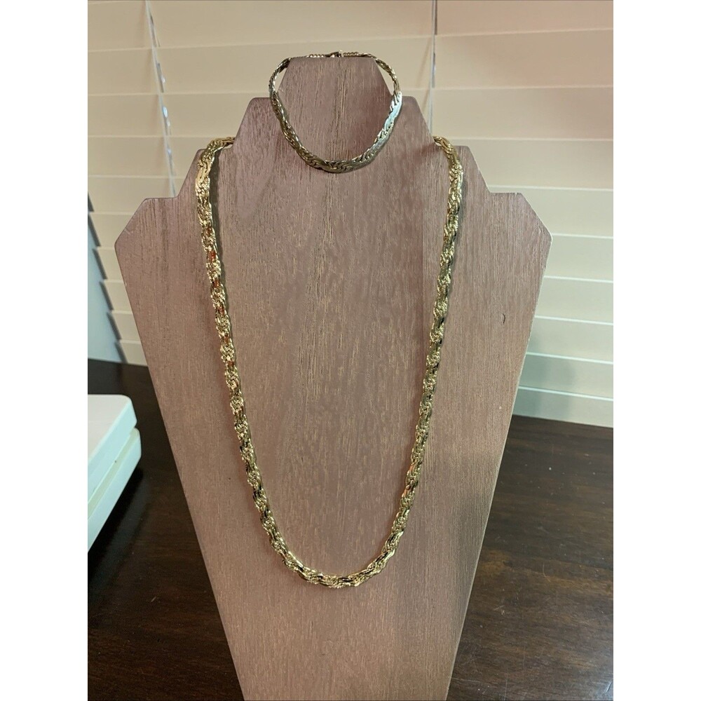 Vintage Premiere Designs Gold Tone 24” Necklace And 7.5” Bracelet